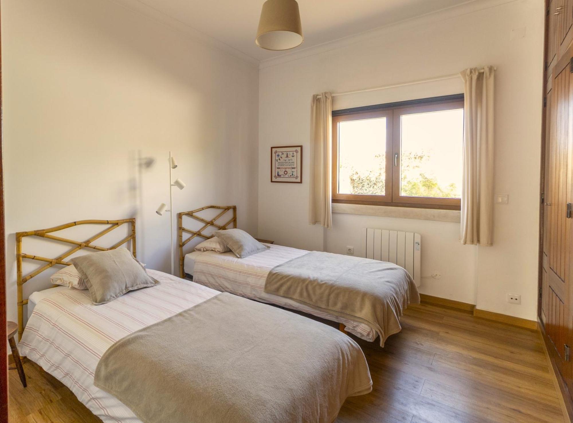 Colares Beach House, Pool Child Friendly Bagian luar foto